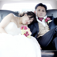 結婚式の案内状を自分で作って節約する方法